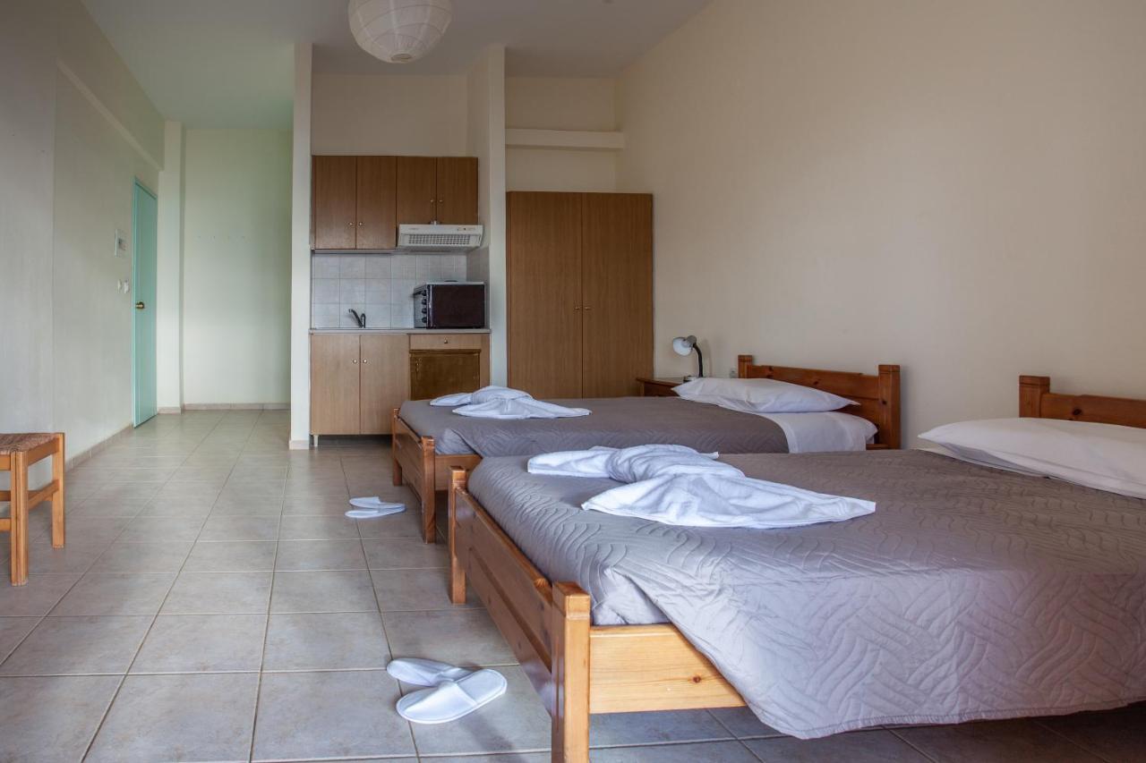 Hill Of Calm Hotel Triopetra Exterior photo