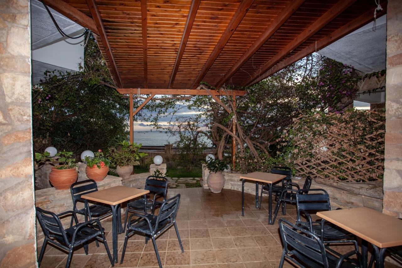 Hill Of Calm Hotel Triopetra Exterior photo