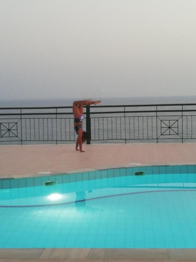 Hill Of Calm Hotel Triopetra Exterior photo