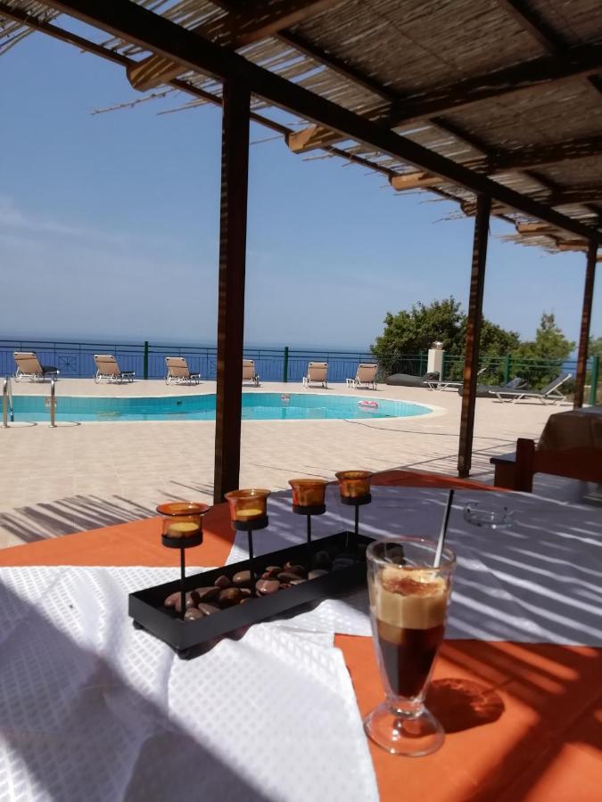 Hill Of Calm Hotel Triopetra Exterior photo