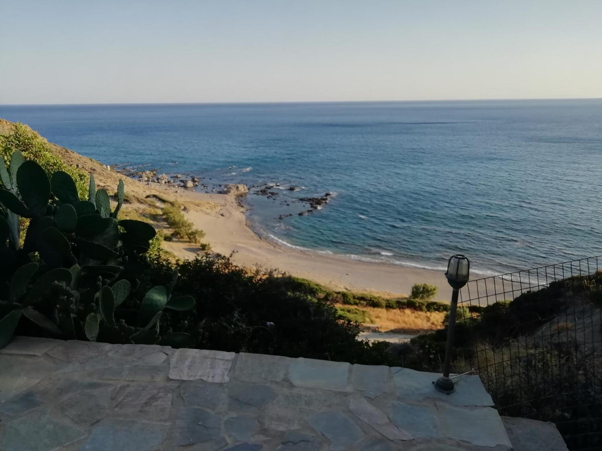 Hill Of Calm Hotel Triopetra Room photo